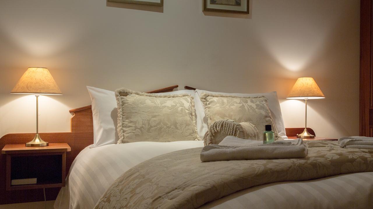 Bethel Guesthouse Роскарбъри Екстериор снимка