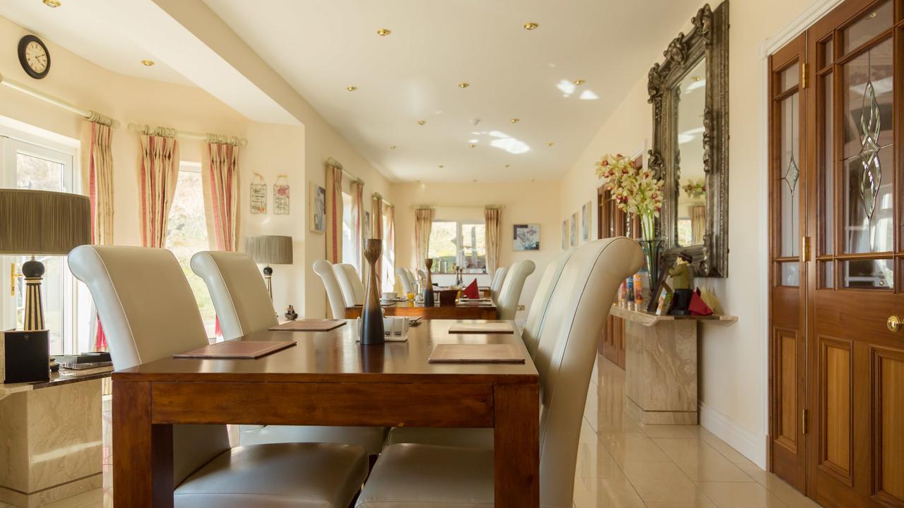 Bethel Guesthouse Роскарбъри Екстериор снимка